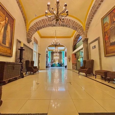 Hotel La Alhondiga ปวยบลา ภายนอก รูปภาพ