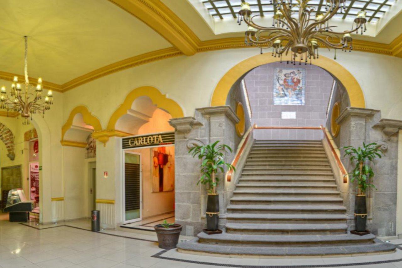Hotel La Alhondiga ปวยบลา ภายนอก รูปภาพ