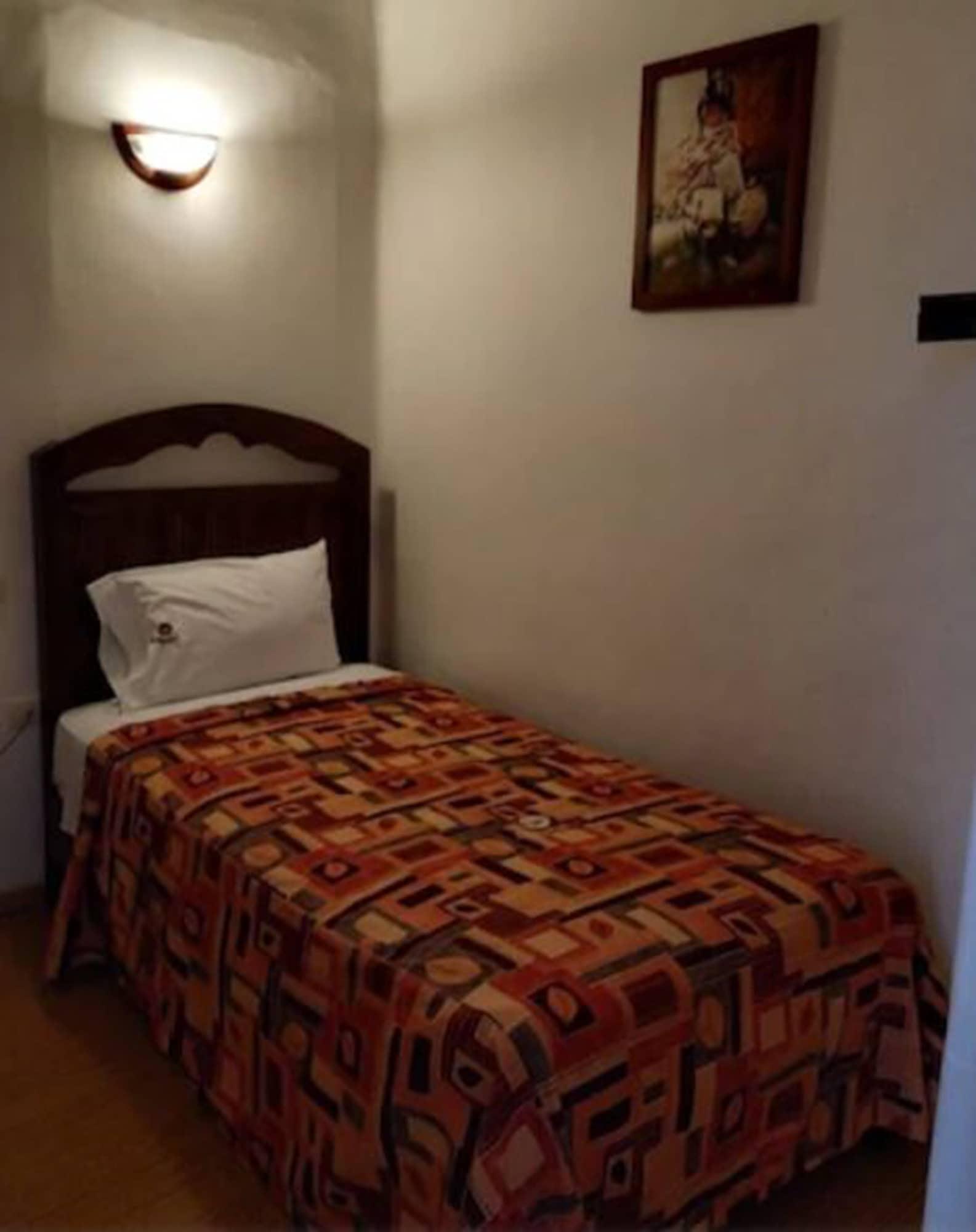 Hotel La Alhondiga ปวยบลา ภายนอก รูปภาพ
