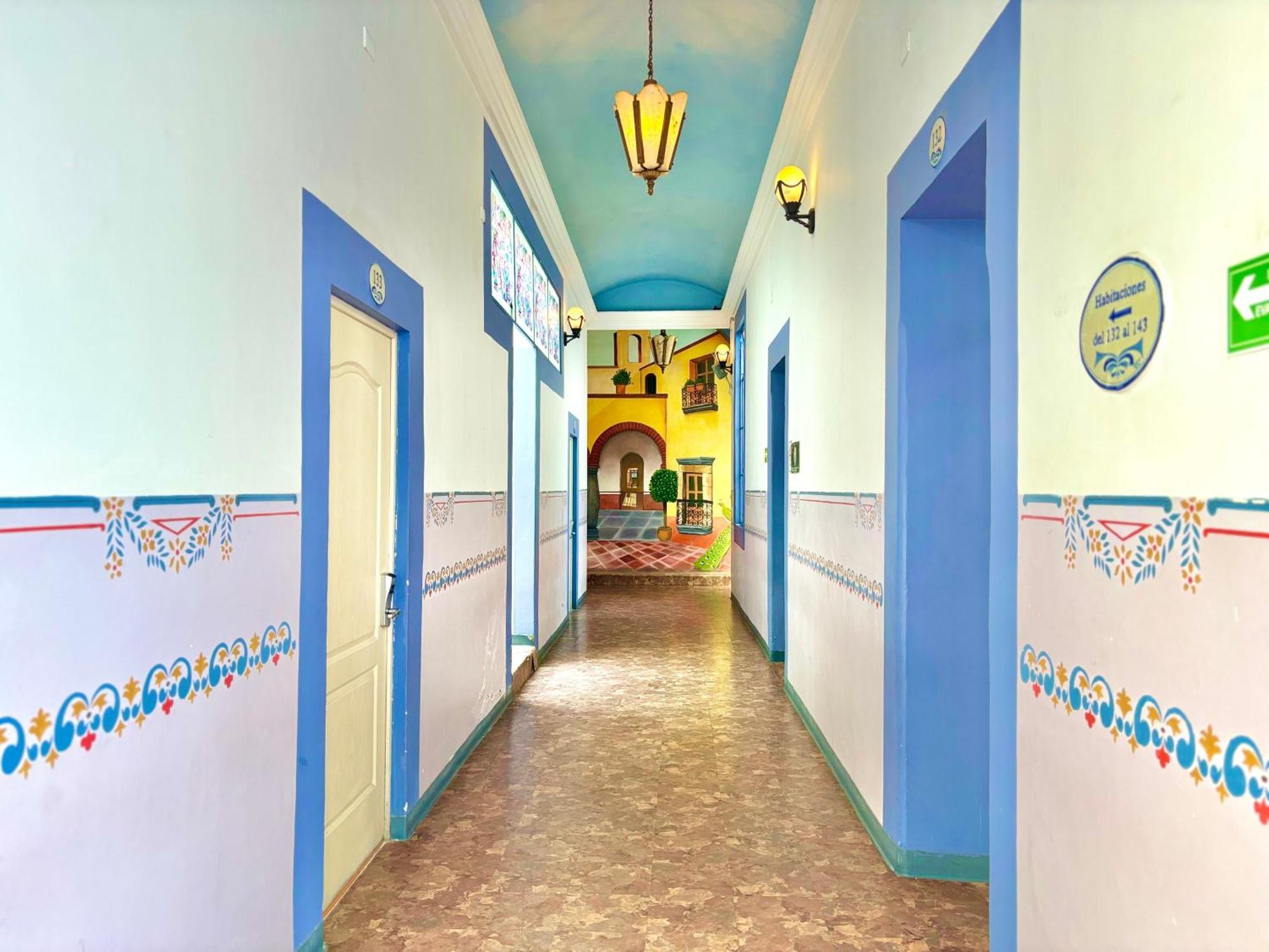 Hotel La Alhondiga ปวยบลา ภายนอก รูปภาพ