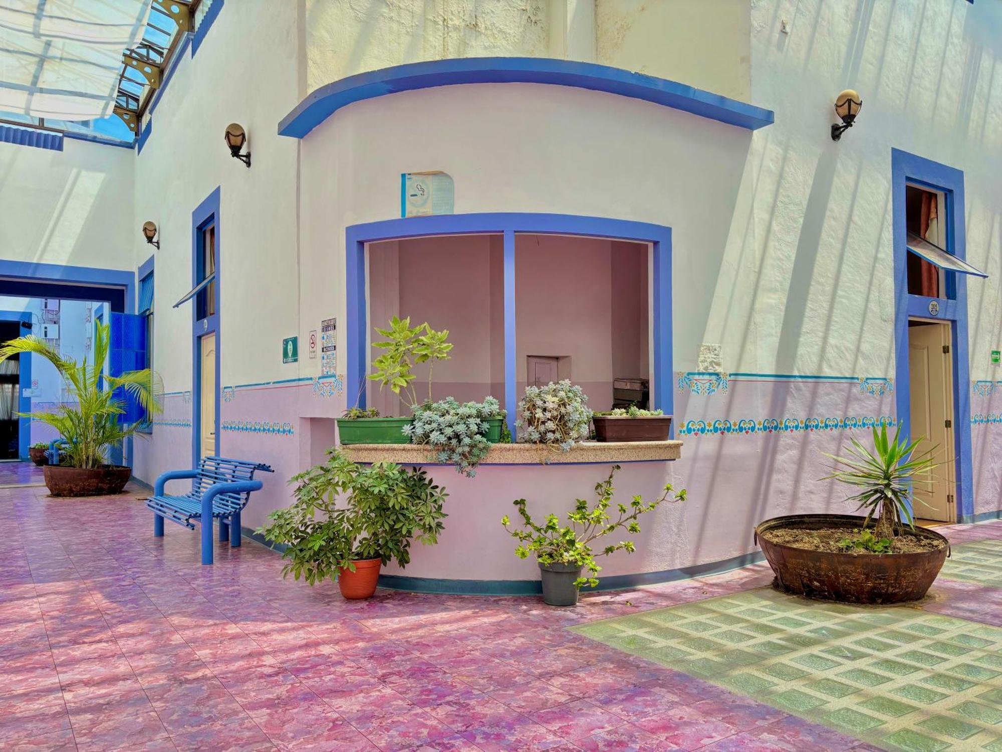 Hotel La Alhondiga ปวยบลา ภายนอก รูปภาพ