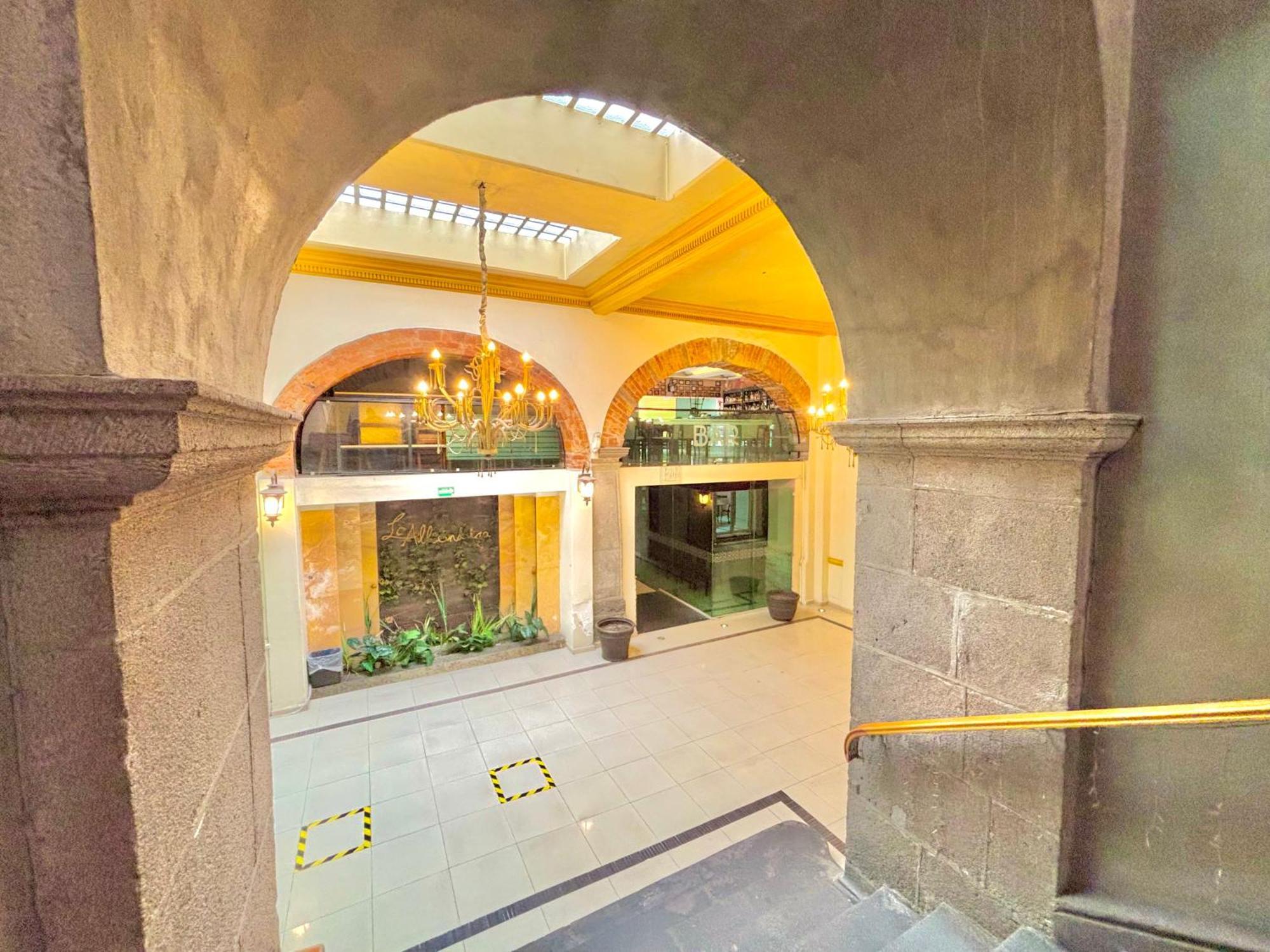 Hotel La Alhondiga ปวยบลา ภายนอก รูปภาพ