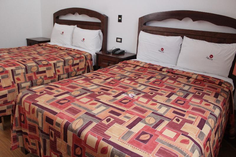 Hotel La Alhondiga ปวยบลา ภายนอก รูปภาพ